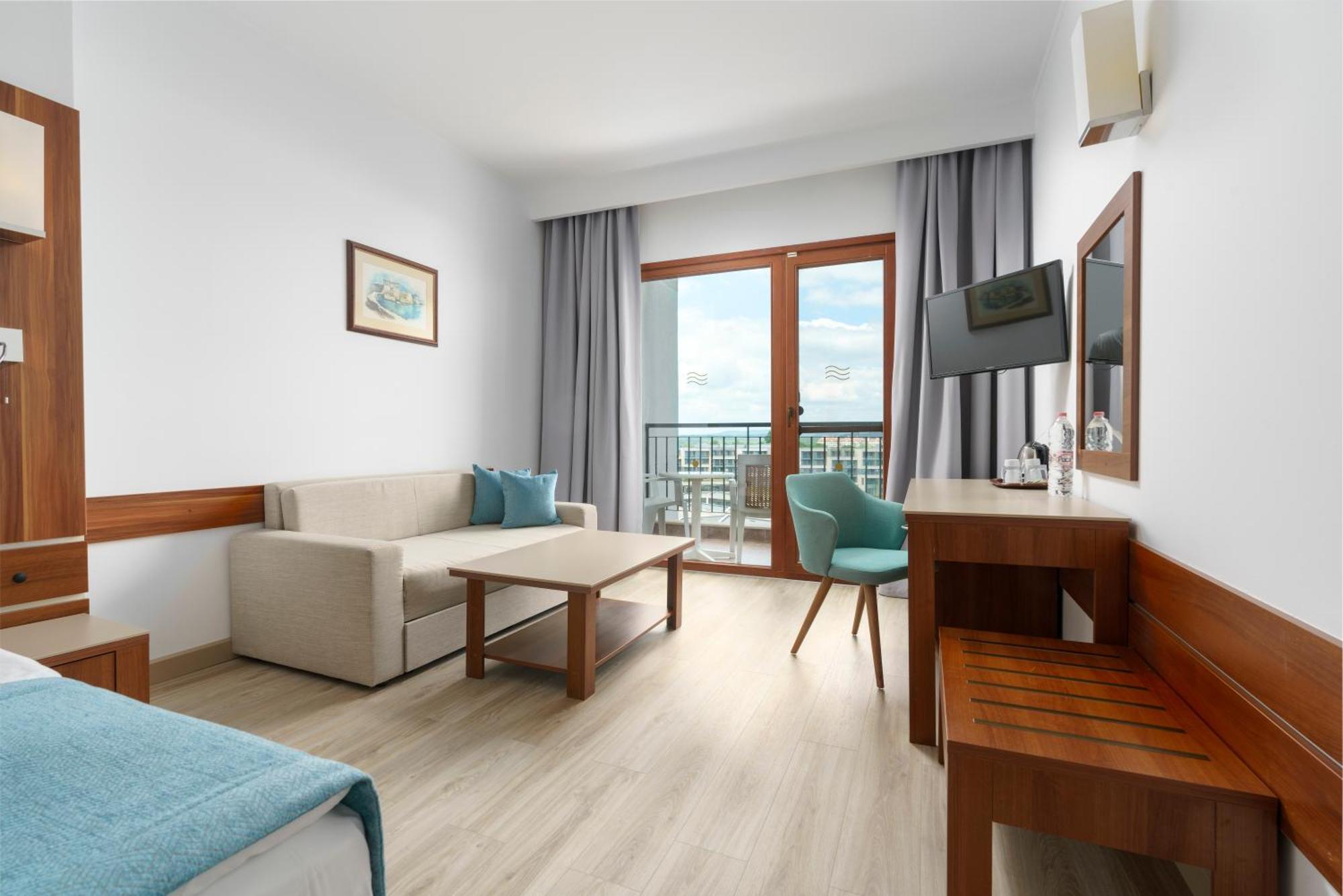 Alua Helios Bay Hotel ออบซอร์ ภายนอก รูปภาพ