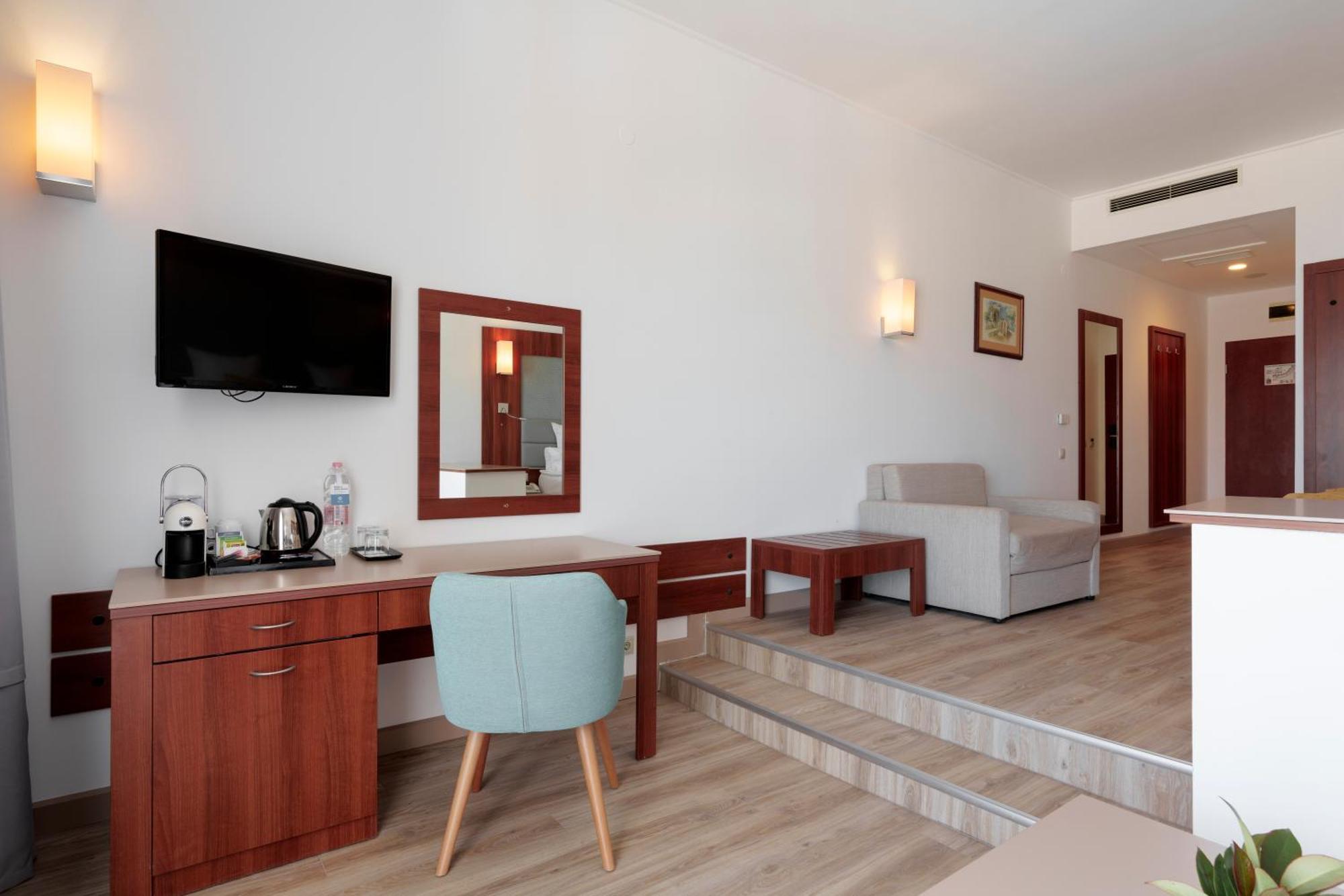 Alua Helios Bay Hotel ออบซอร์ ภายนอก รูปภาพ