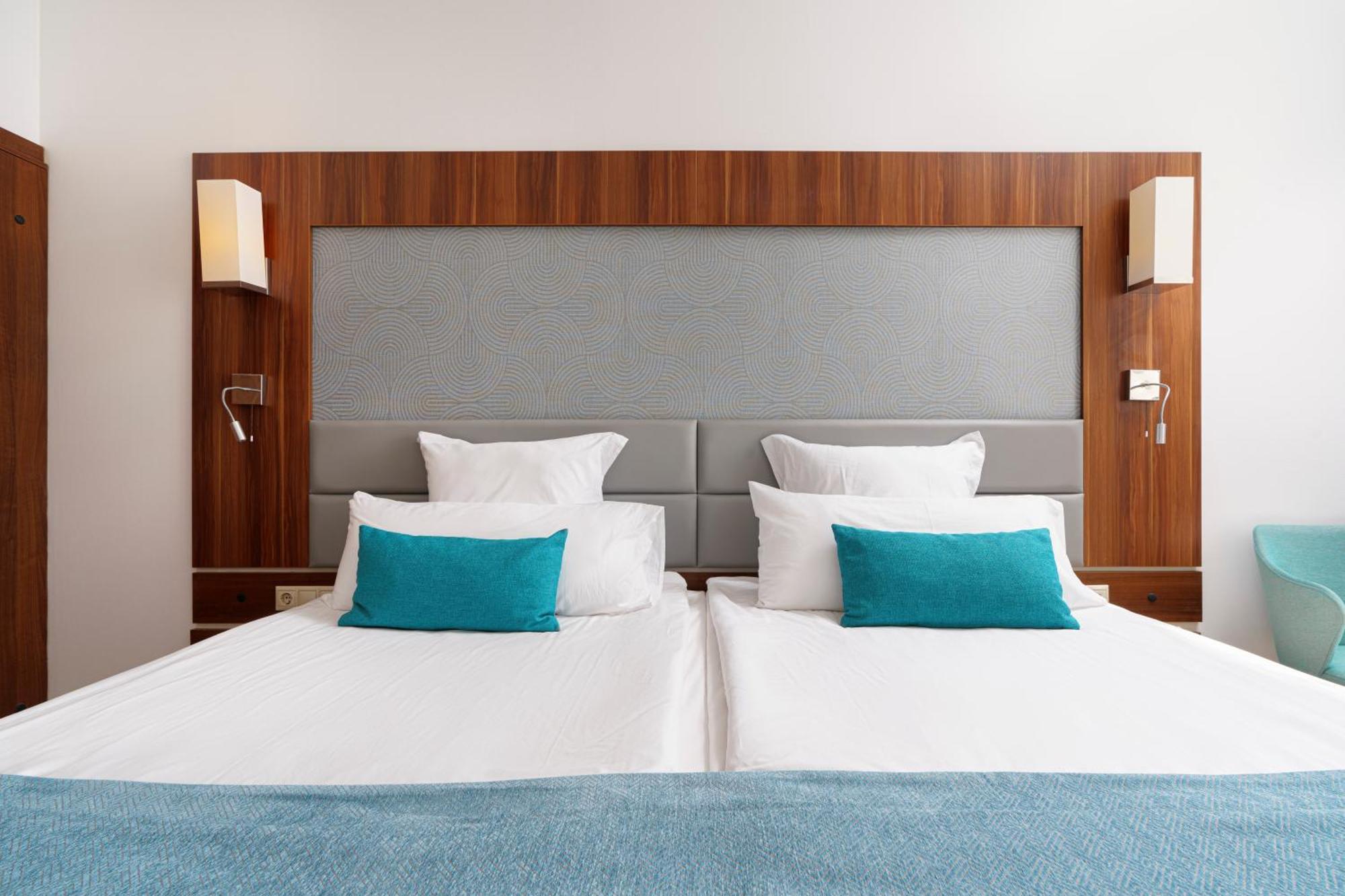 Alua Helios Bay Hotel ออบซอร์ ภายนอก รูปภาพ