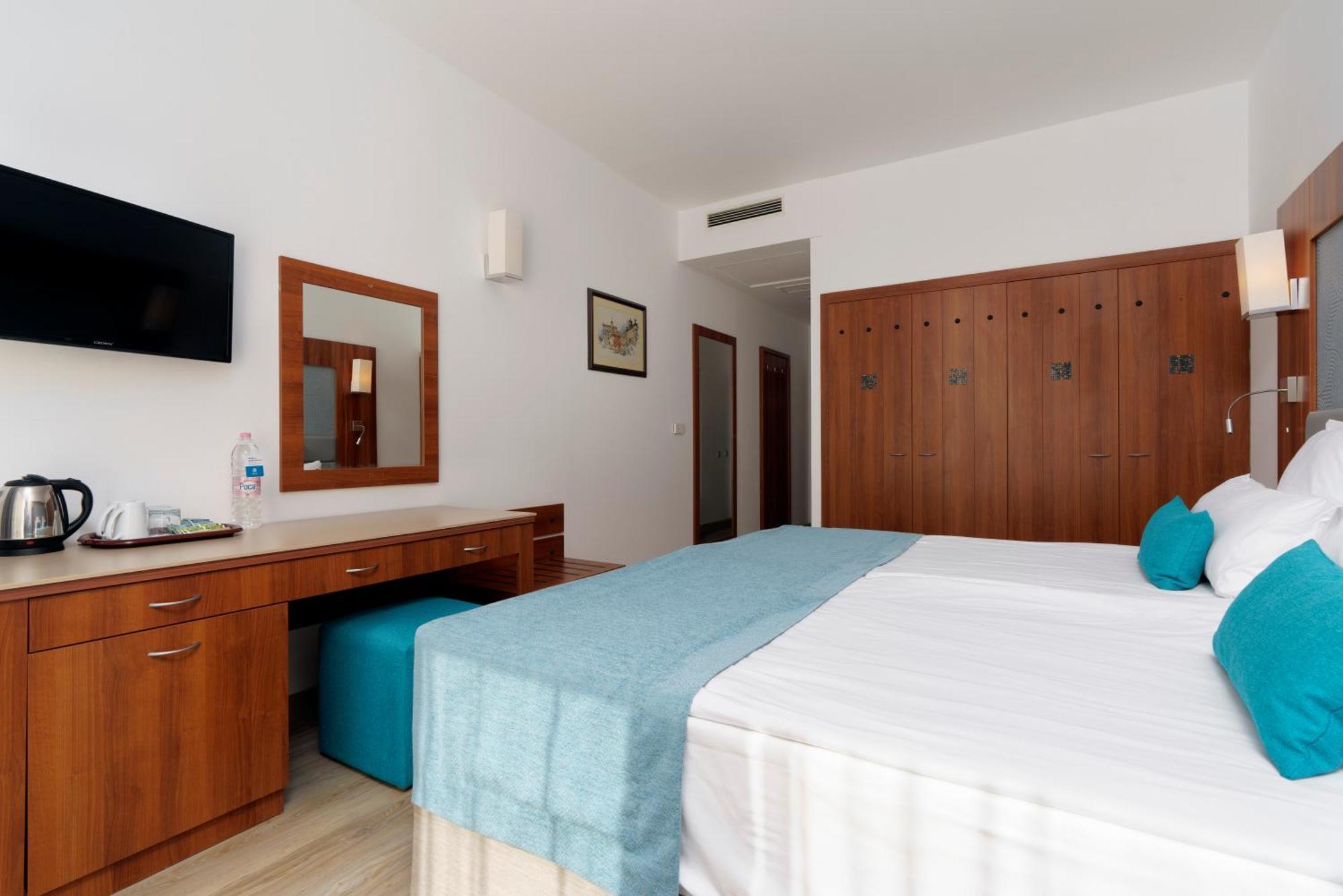 Alua Helios Bay Hotel ออบซอร์ ภายนอก รูปภาพ